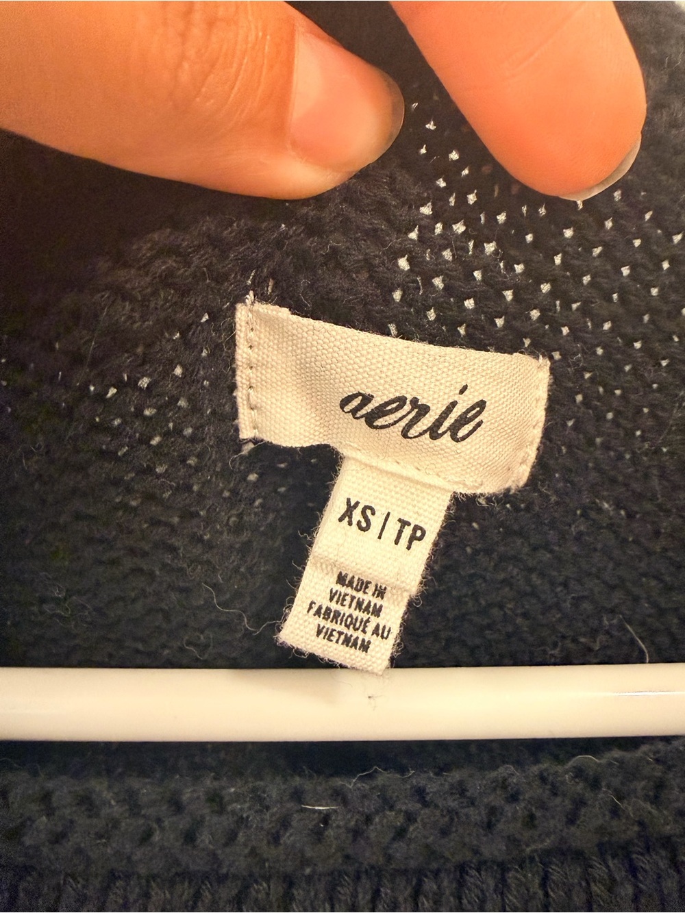 Aerie black and white crewneck sweater - Picture 5 of 9